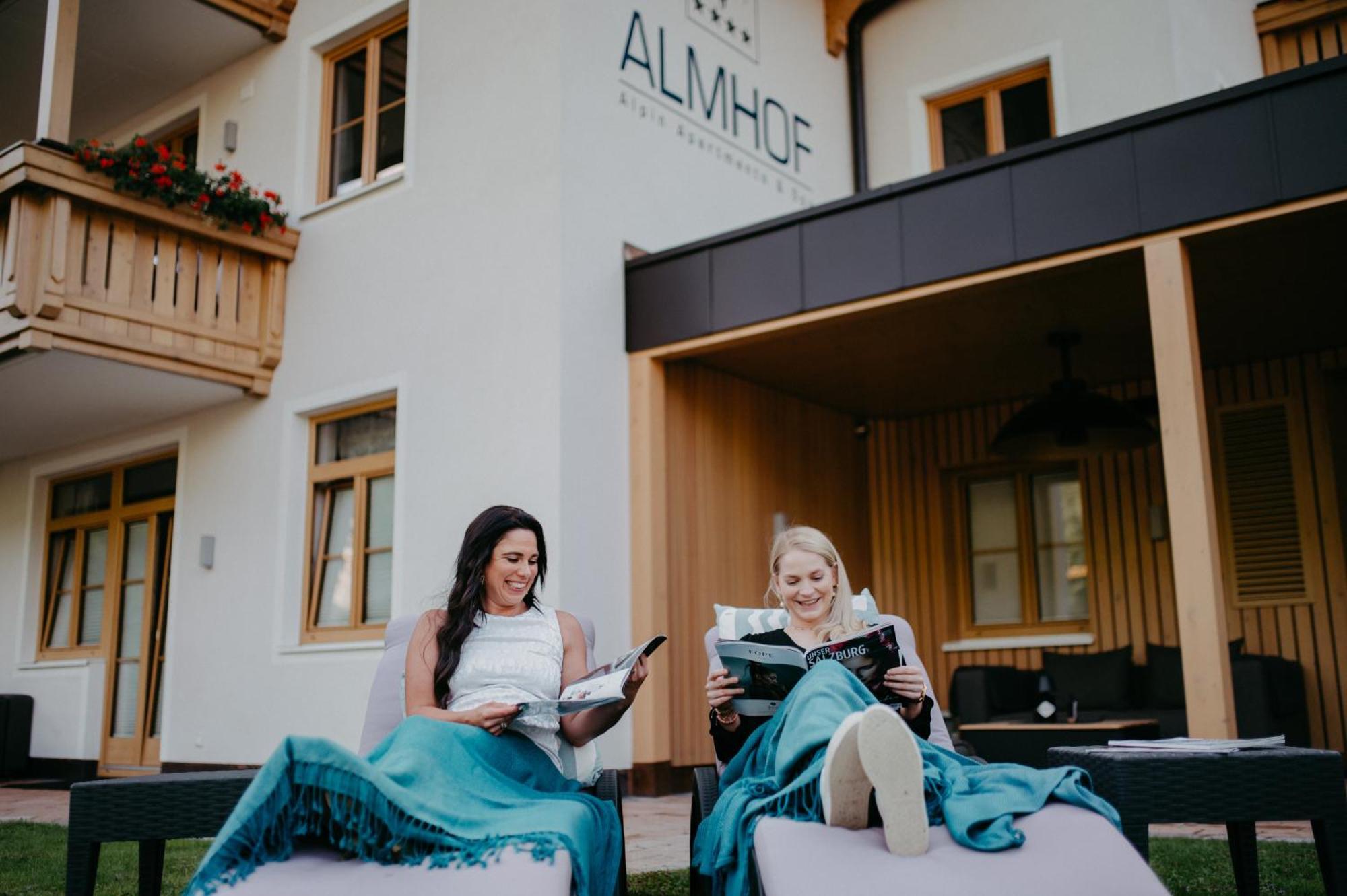 Almhof Alpin Apartments & Spa Dienten am Hochkoenig Luaran gambar